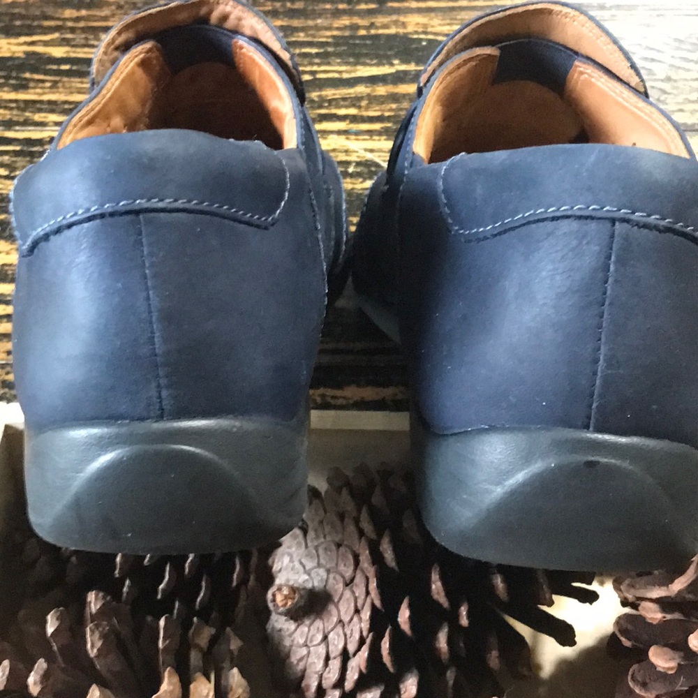 Unstructured Clark’s Un Loop Casual Loafer - image 7